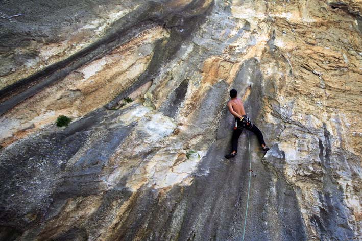 Big wall instructor in Paklenica